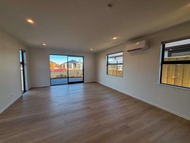 31 Buxus Way 11103_2