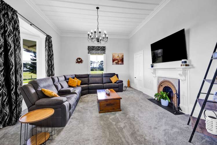 137a Lower Taumaha Road Manutahi_24