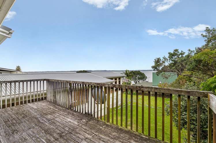 40 Pacific Parade Army Bay_8