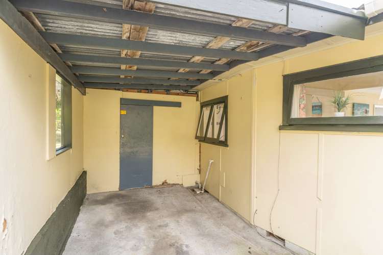 9 The Crescent Raumati South_12