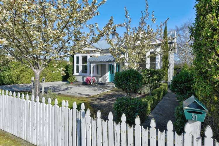 31 Railway Esplanade Gore Surrounds_27