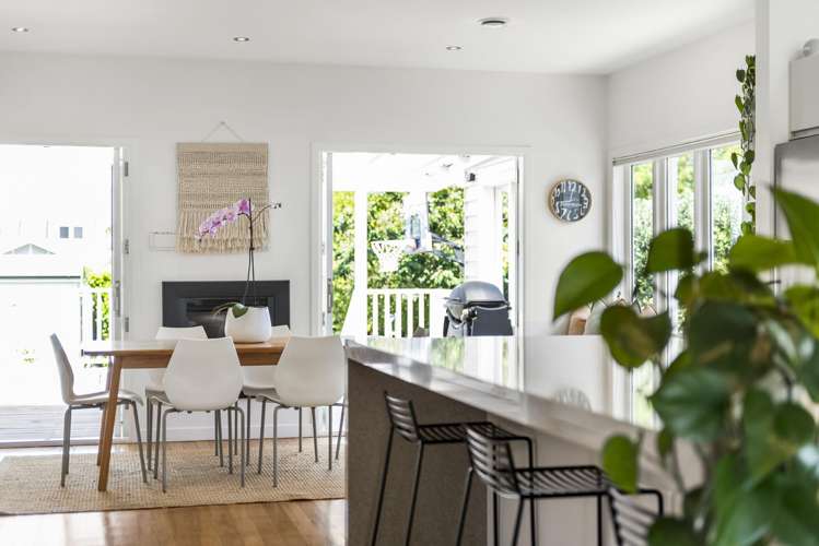 165 Vauxhall Road Narrow Neck_11