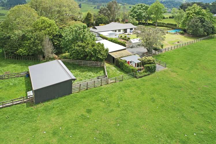 123 Heald Road Hunua_19