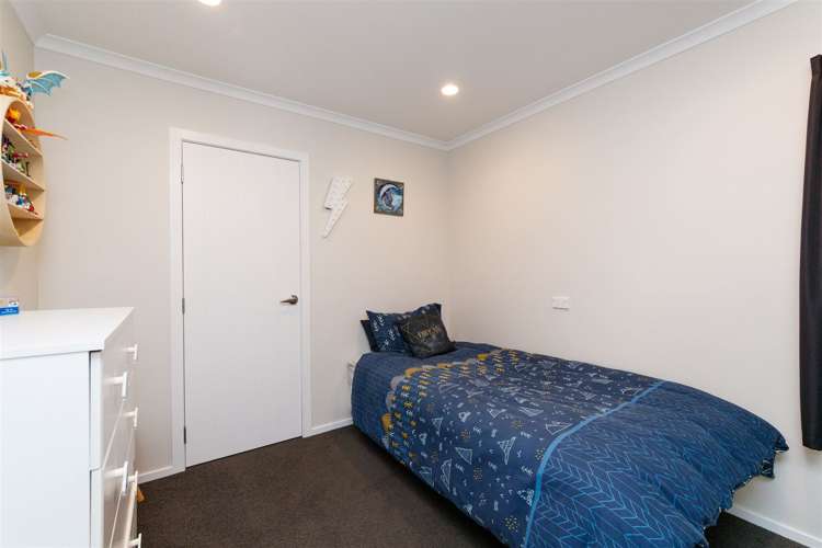 968 Tremaine Avenue Roslyn_12