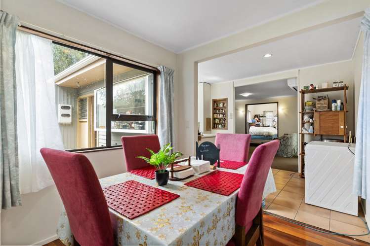 12 Karapiti Place Glen Eden_6
