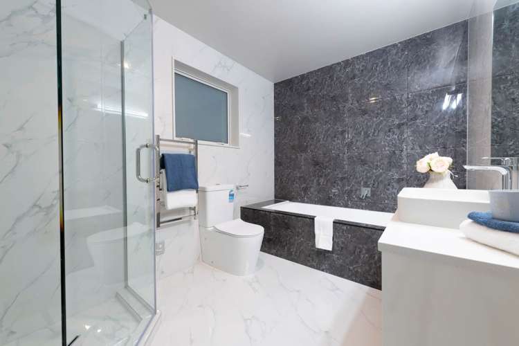 47 Donegal Park Drive Flat Bush_25