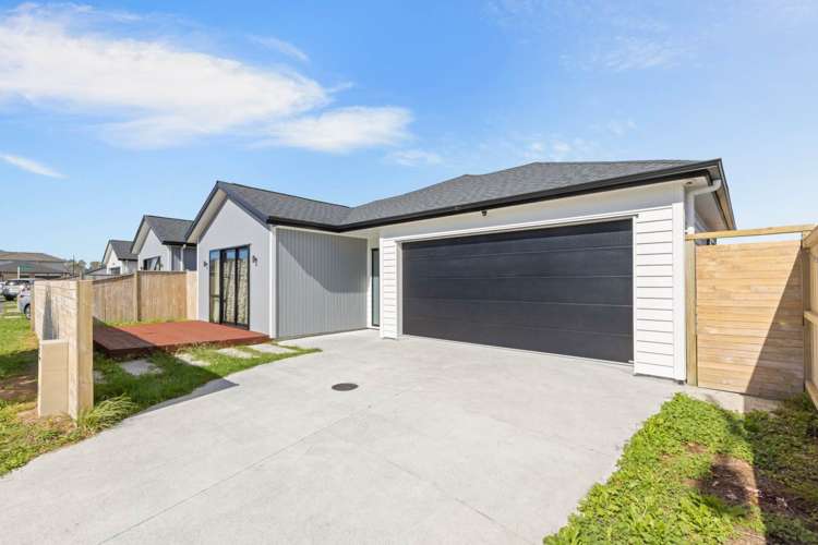 6 Silver Beech Street_0