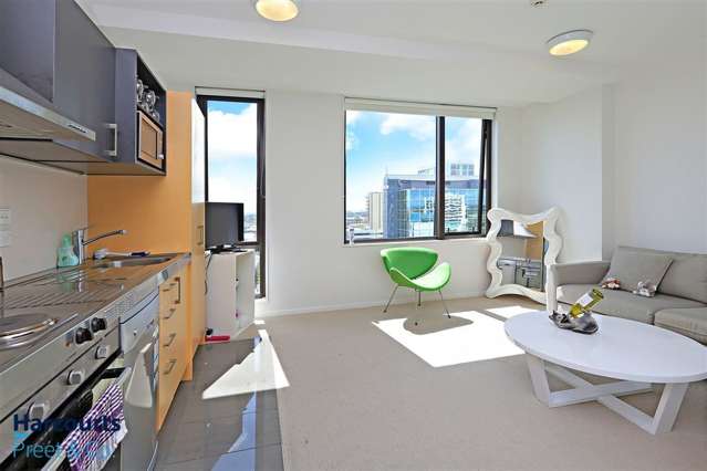 904/17 Putney Way Manukau_1