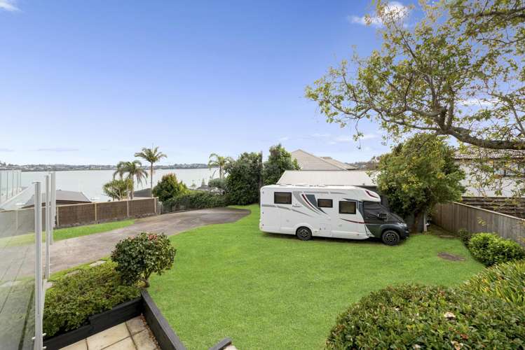 12 Bucklands Beach Road Bucklands Beach_23