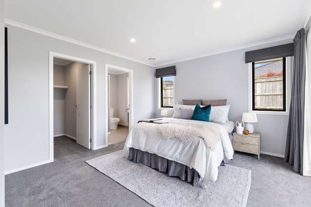 202 Pacific Drive Fitzherbert_4