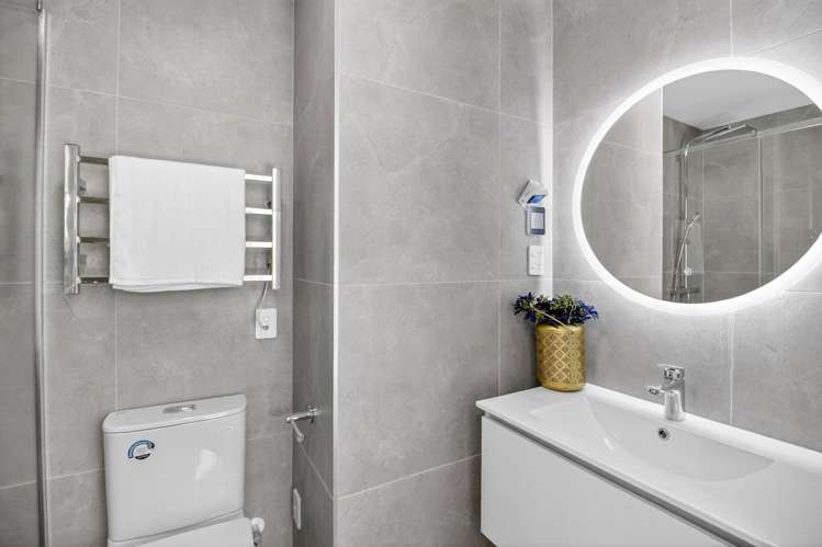 7d Maroubra Place Botany Downs_26