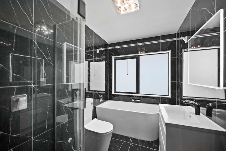 25A Athena Drive Totara Vale_9