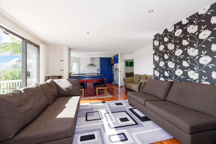 12a Roland Hill Glen Eden_8