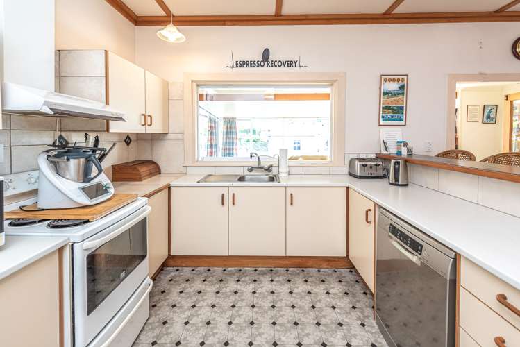 429 Somme Parade Aramoho_11