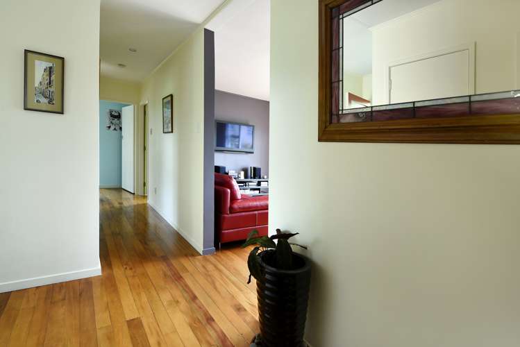 85 Montreal Road Toi Toi_8