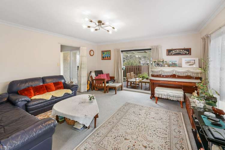 16 Booralee Avenue Botany Downs_16