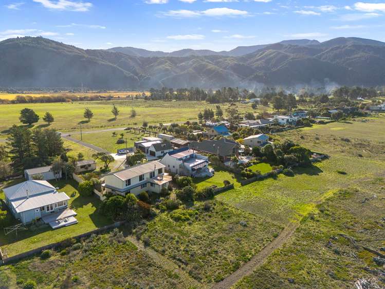 136 Rarangi Beach Road Rarangi_25