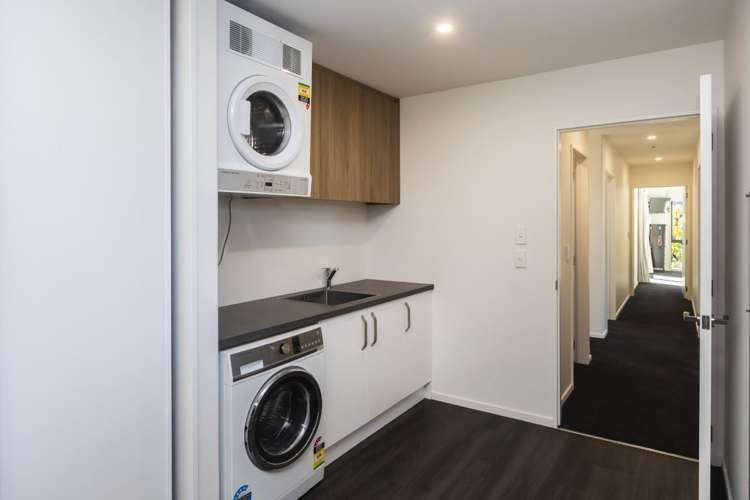 12 Verdeco Boulevard Lincoln_24