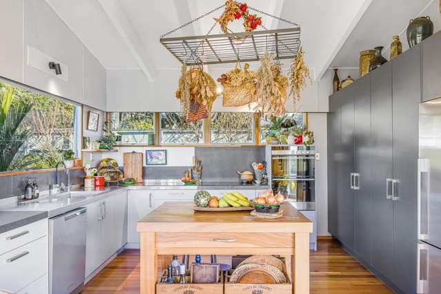 62 Pohutukawa Avenue Red Beach_4