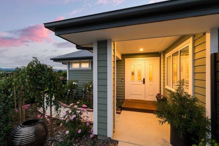 62 Carnaveron Drive Lincoln_3