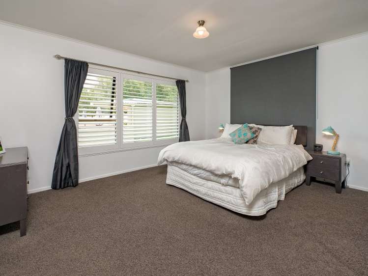 33 Main Road Bombay_6