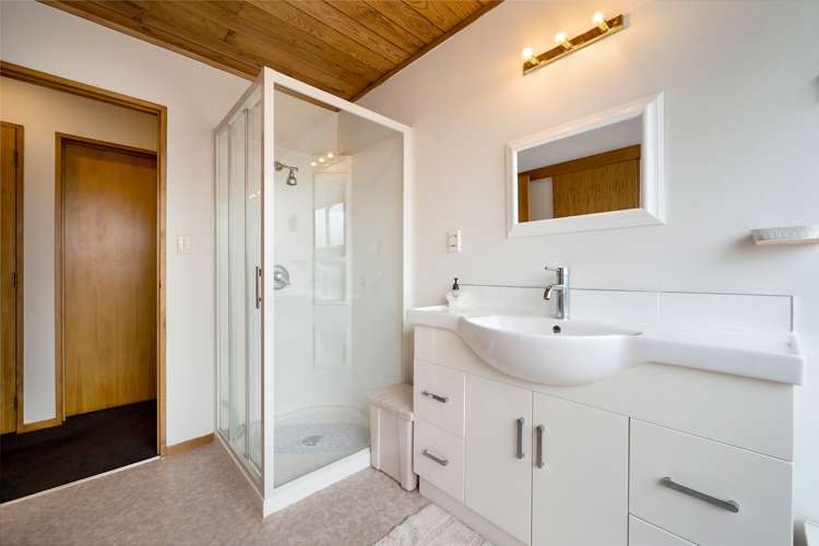 1/1 Tumanaka Place Henderson_14