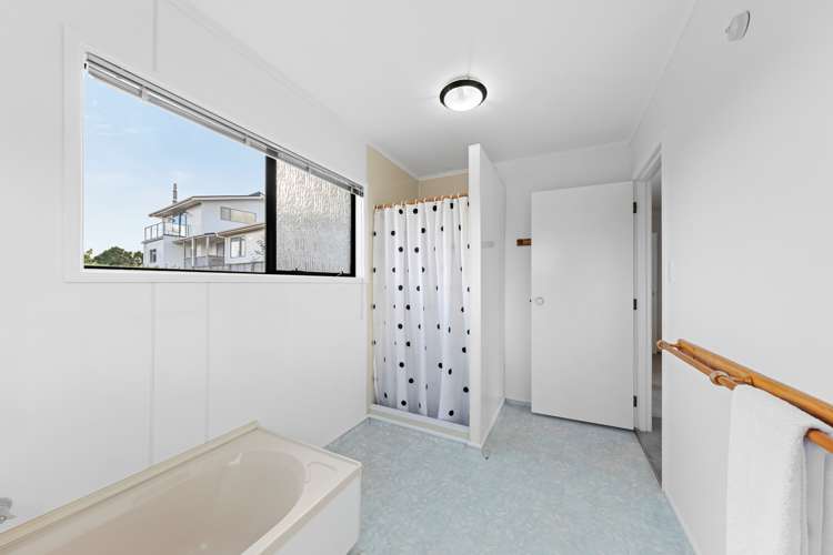 17 Ballantrae Place Highlands Park_16