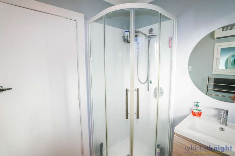 67 Coopers Road Dallington_10