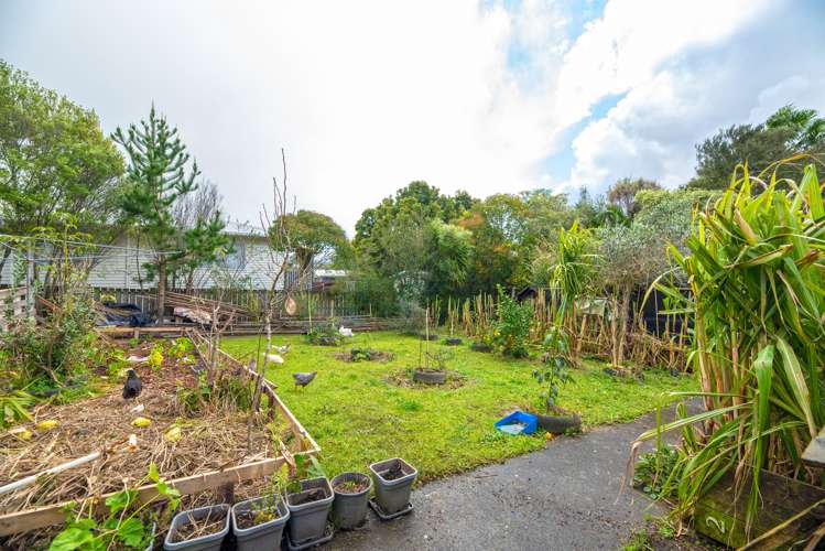 123 Henderson Valley Road Henderson_13