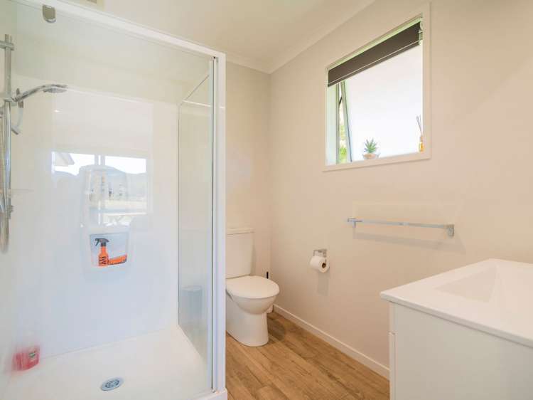 64 Pinehurst Drive Pauanui_14