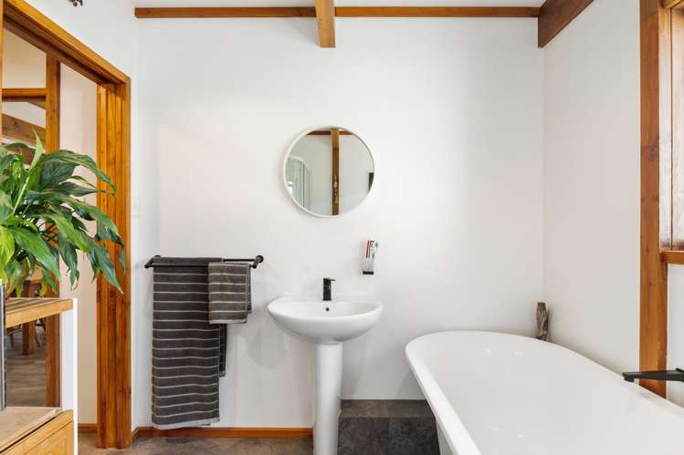 546 Onamalutu Road Onamalutu_13