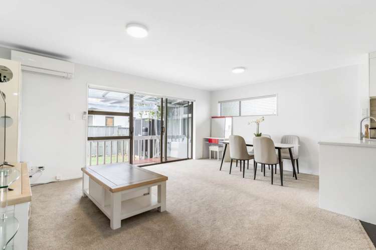 2/74 Wellington Street Howick_10