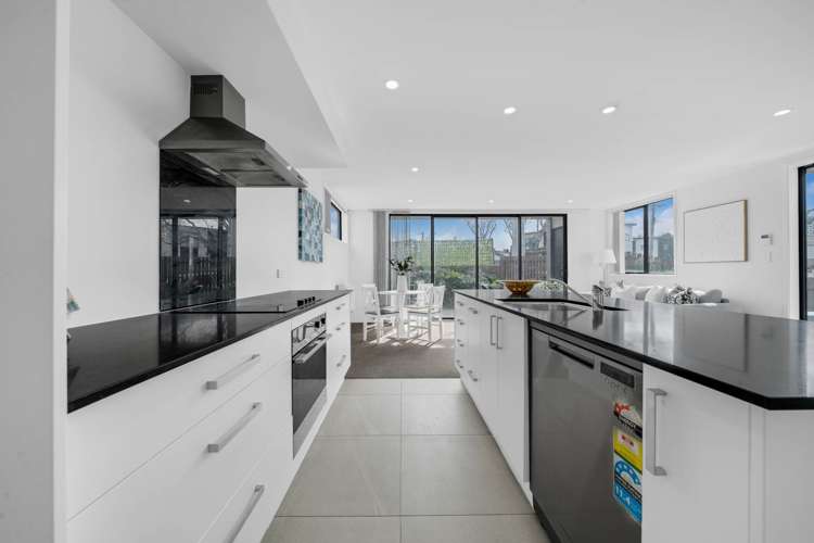 1A Gloucester Road Manurewa_11