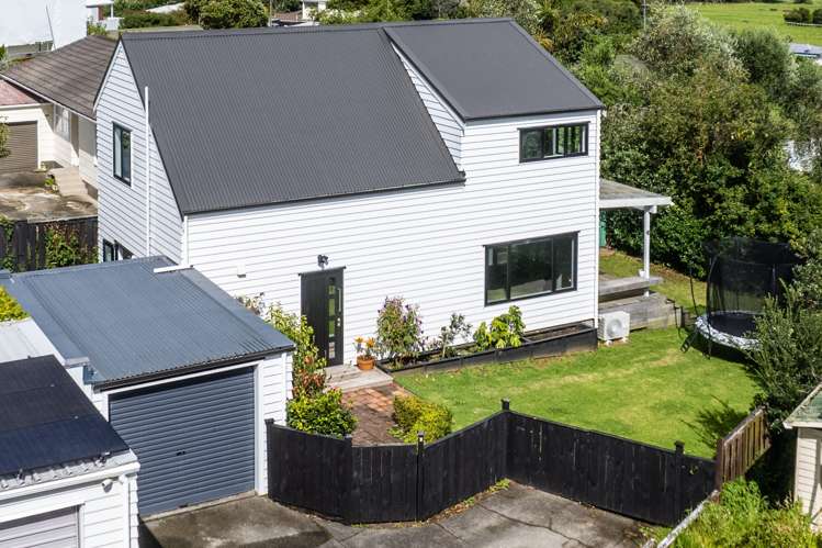 2/15 Steen Place Mangere Bridge_17