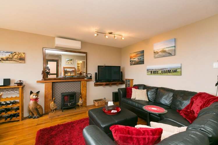 6 Battiscombe Terrace Waitara_14