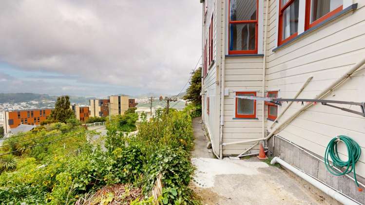 B/88 Kelburn Parade 1287_16