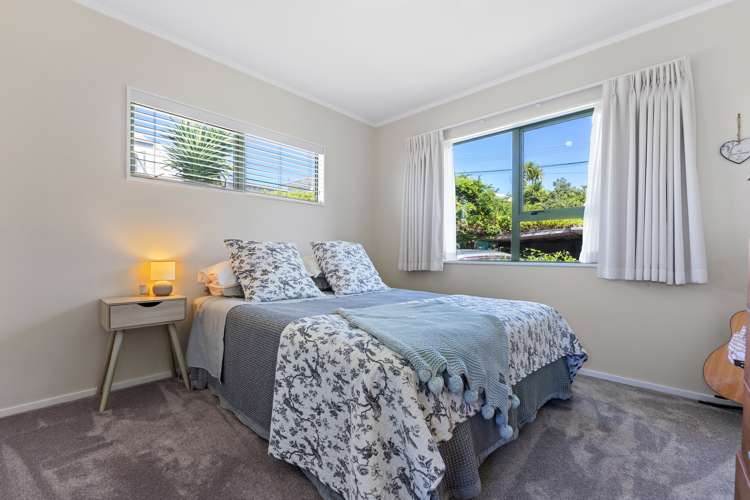 1/98b Manuka Road Bayview_5