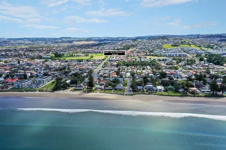 204/252 Centreway Road Orewa_7