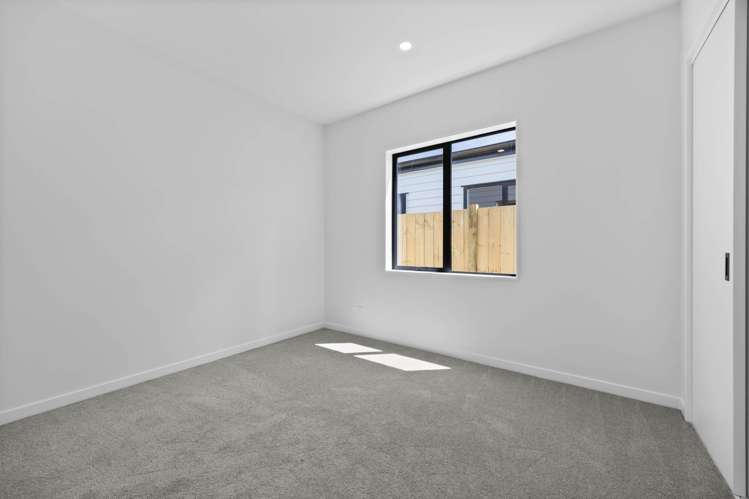 28 Furlough Road Opaheke_11