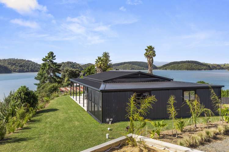 1213 Te Waitere Road Taharoa_17