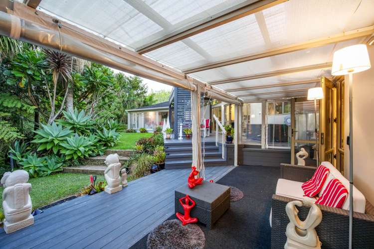 18 Oakford Park Crescent Greenhithe_15