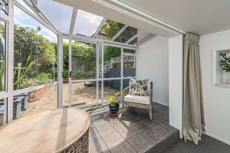 1 Brassey Road Saint Johns Hill_19