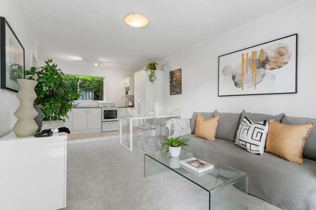 Mid-Century Soul Meets Boutique City Style