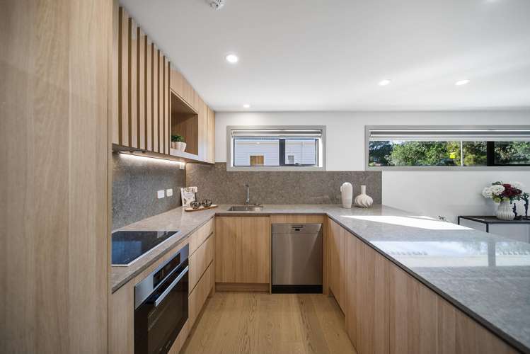 64d Coronation Road Mangere Bridge_4