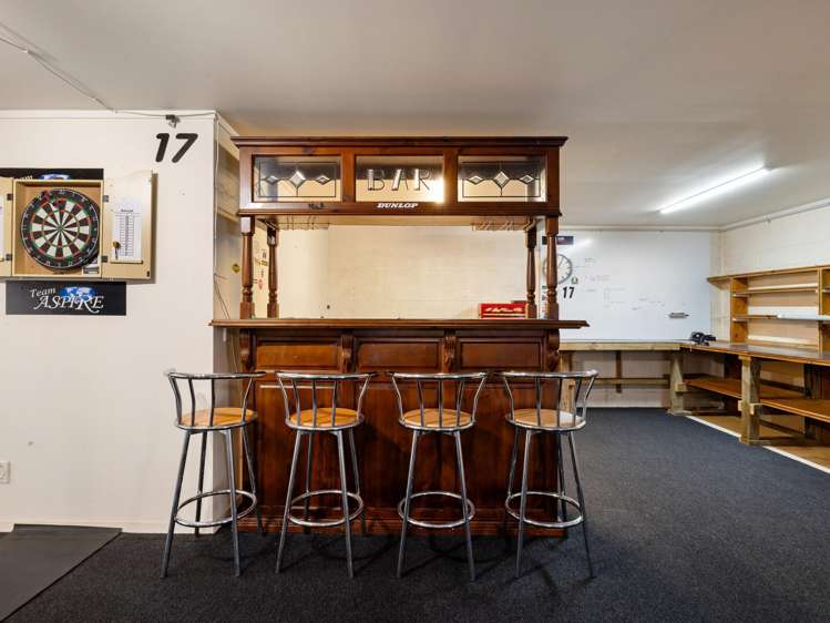 26 Highgrove Drive Grandview Heights_23