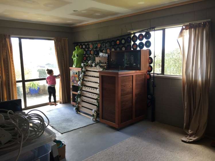 8 Eagle Place Red Beach_14