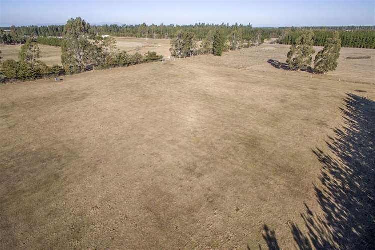 631 Downs Road West Eyreton_5