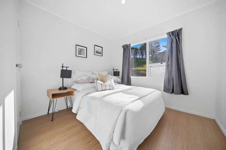 10 Celeste Pl Totara Vale_13