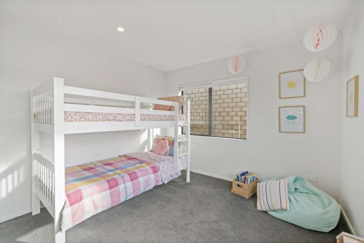 6 Kearns Drive Hobsonville_11