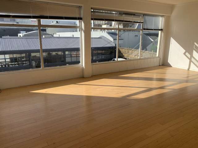 Floor 1, 5 Huron Street Takapuna_3